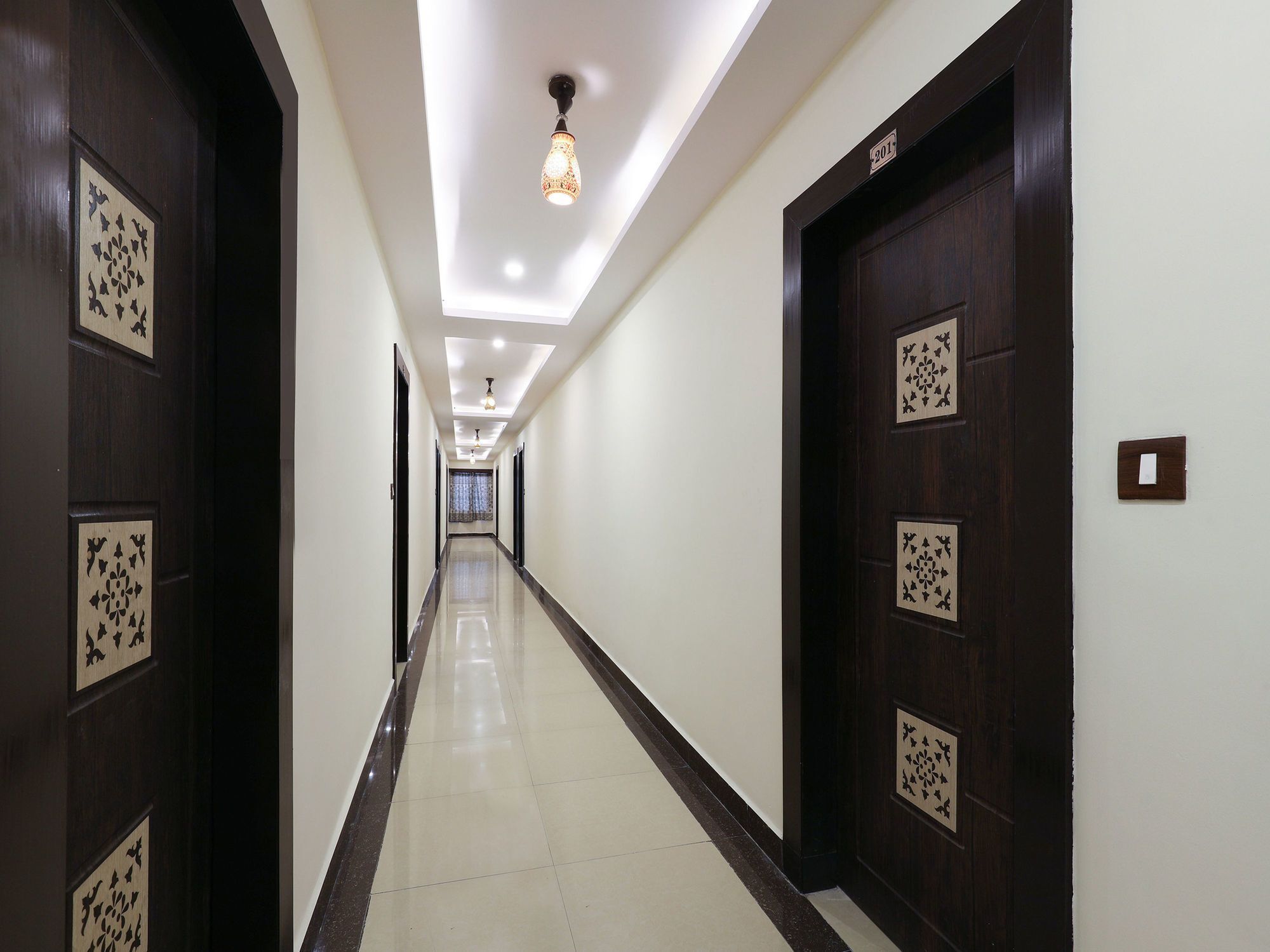 Oyo 16539 Grand Sandarshini Inn Hyderabad Exterior photo